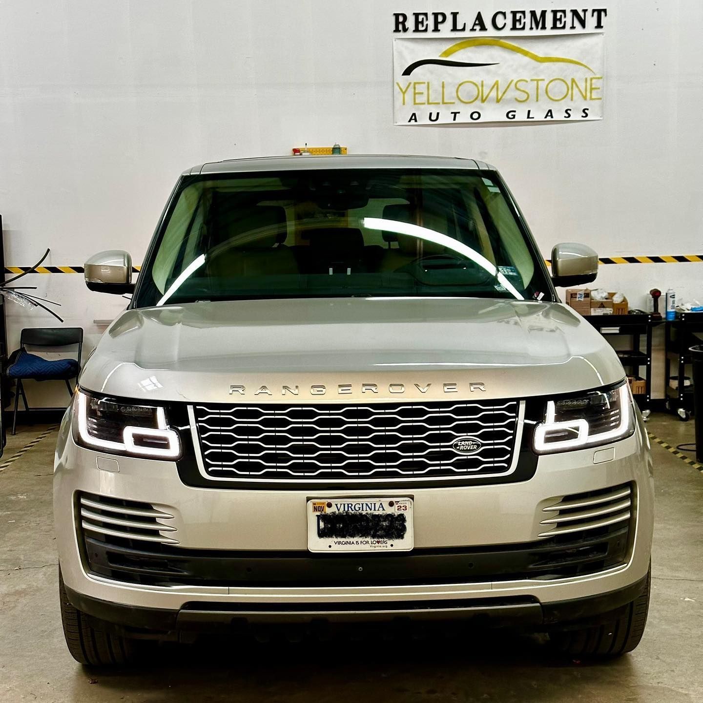 Range Rover Windshield Replacement in Chantilly, VA