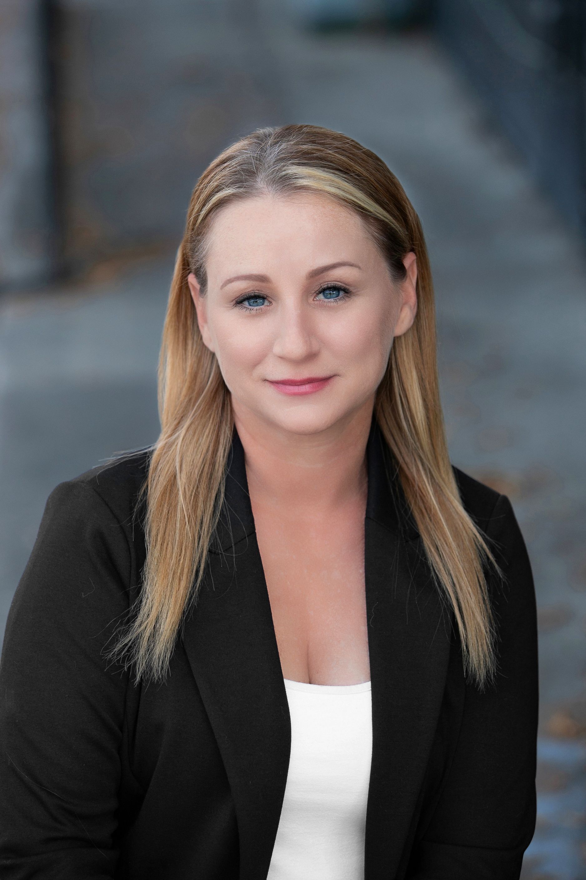 Farrah Thacker realtor