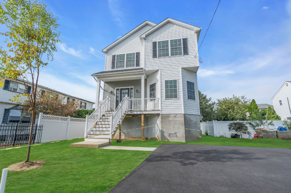 9 Dakota Avenue Front — Rumson, NJ  — Gary Allen Industries 