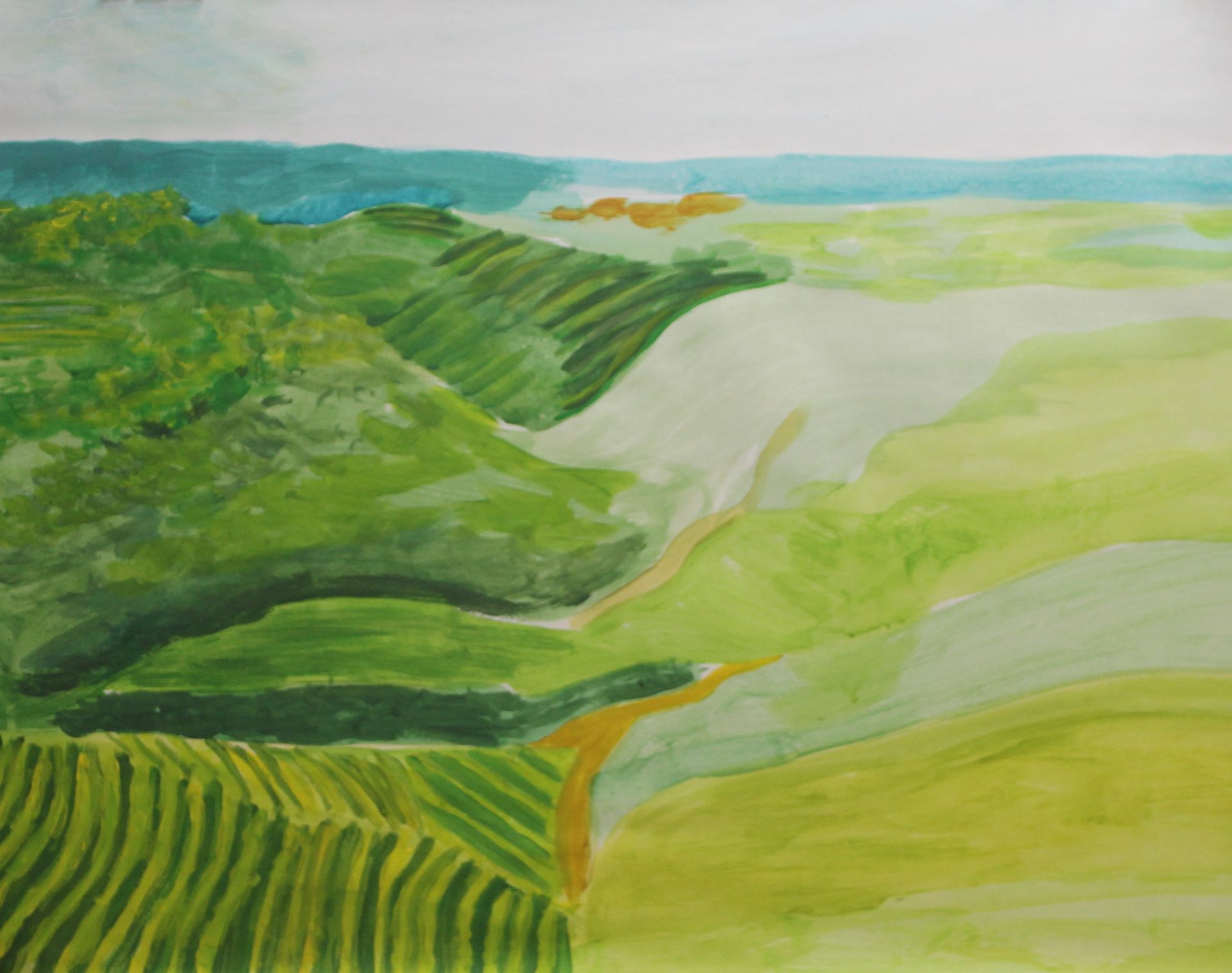Een schilderij van een landschap met groene velden en bomen