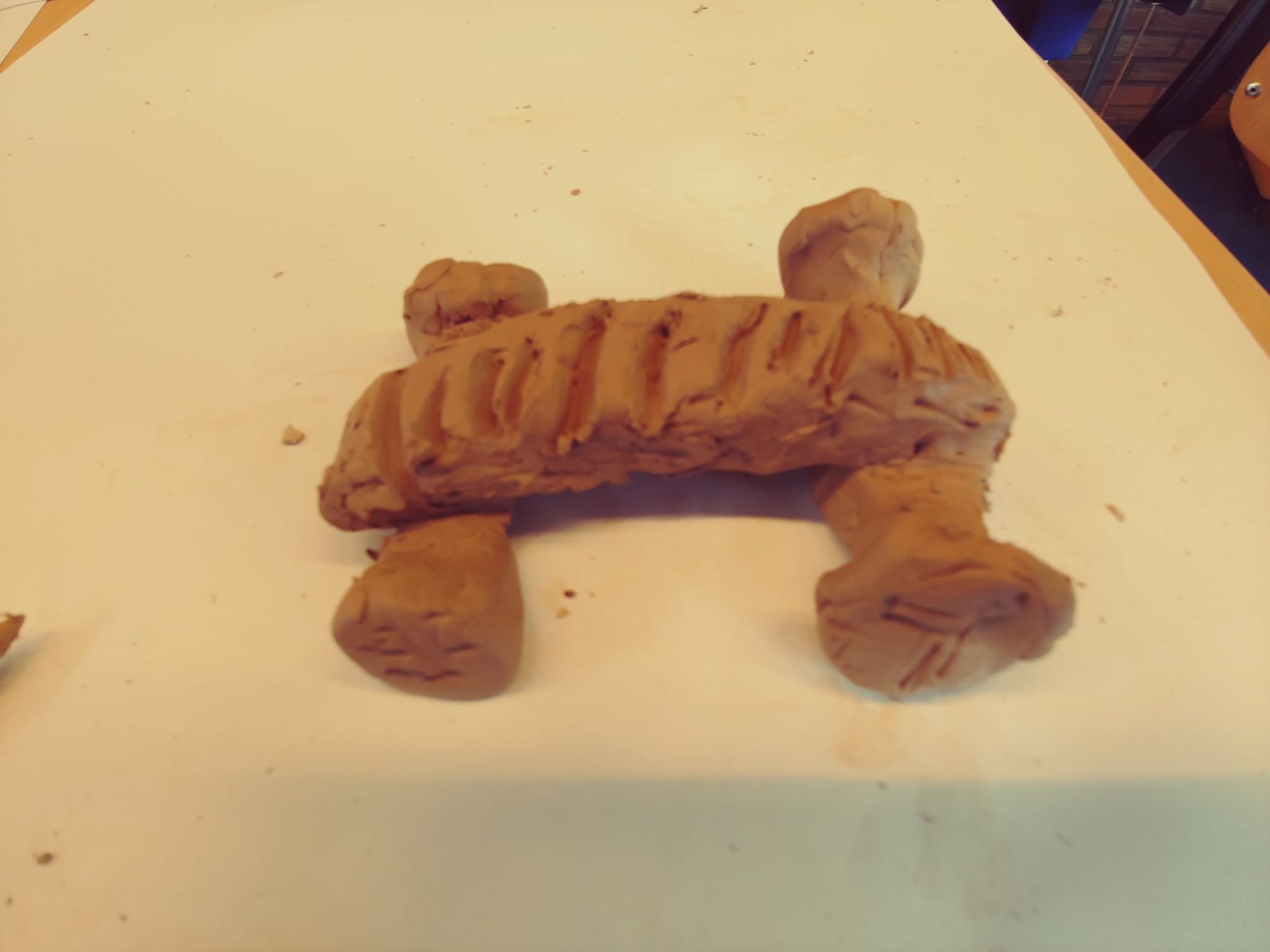 een auto van klei 