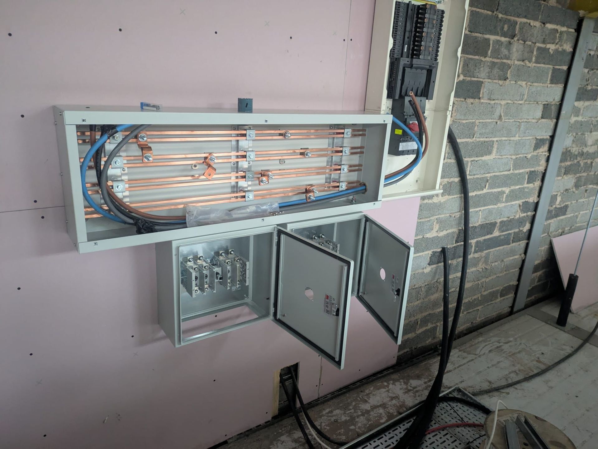 Current Solutions commercial electrical services in Nottingham