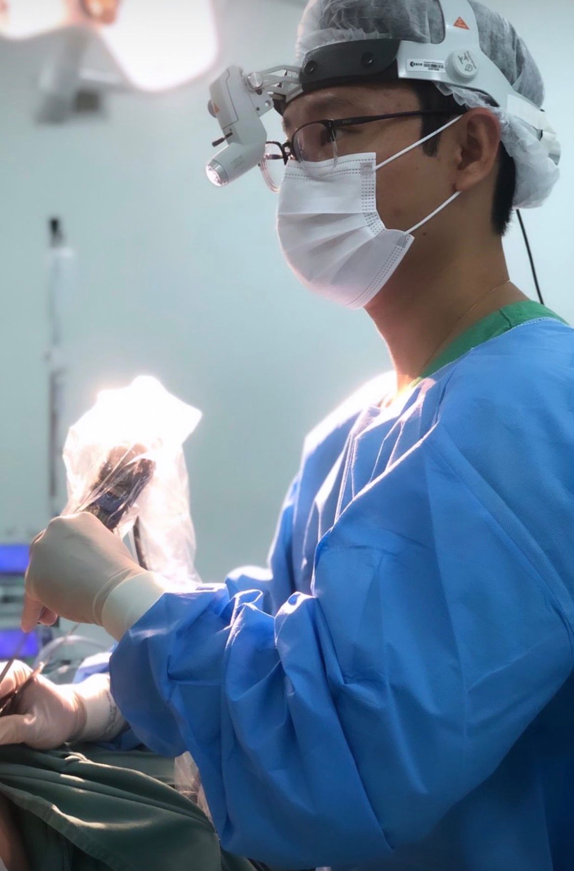 Cirurgia para colocação de tubo de ventilação nos ouvidos em Campinas