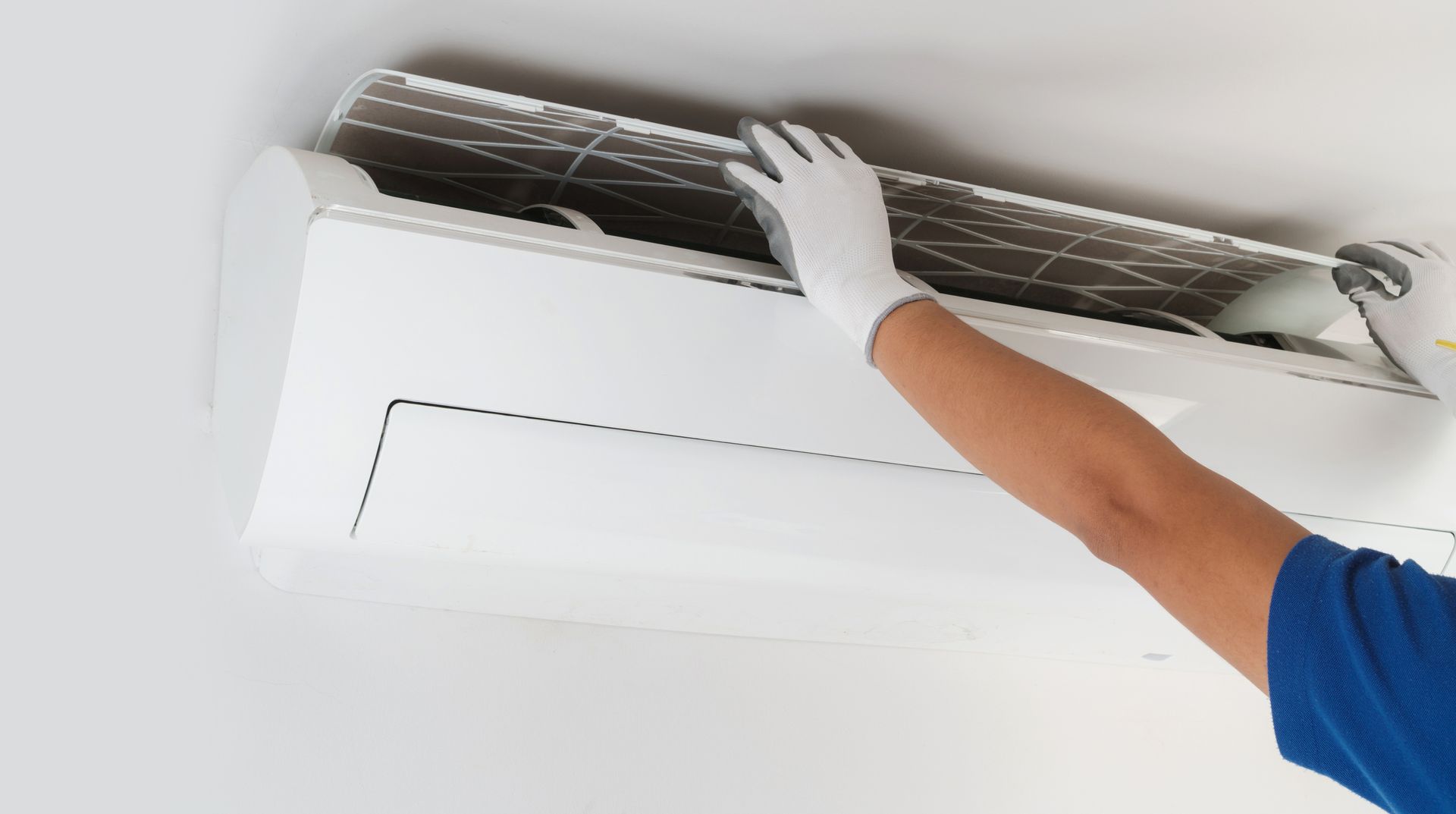 Repairing Wall AC
