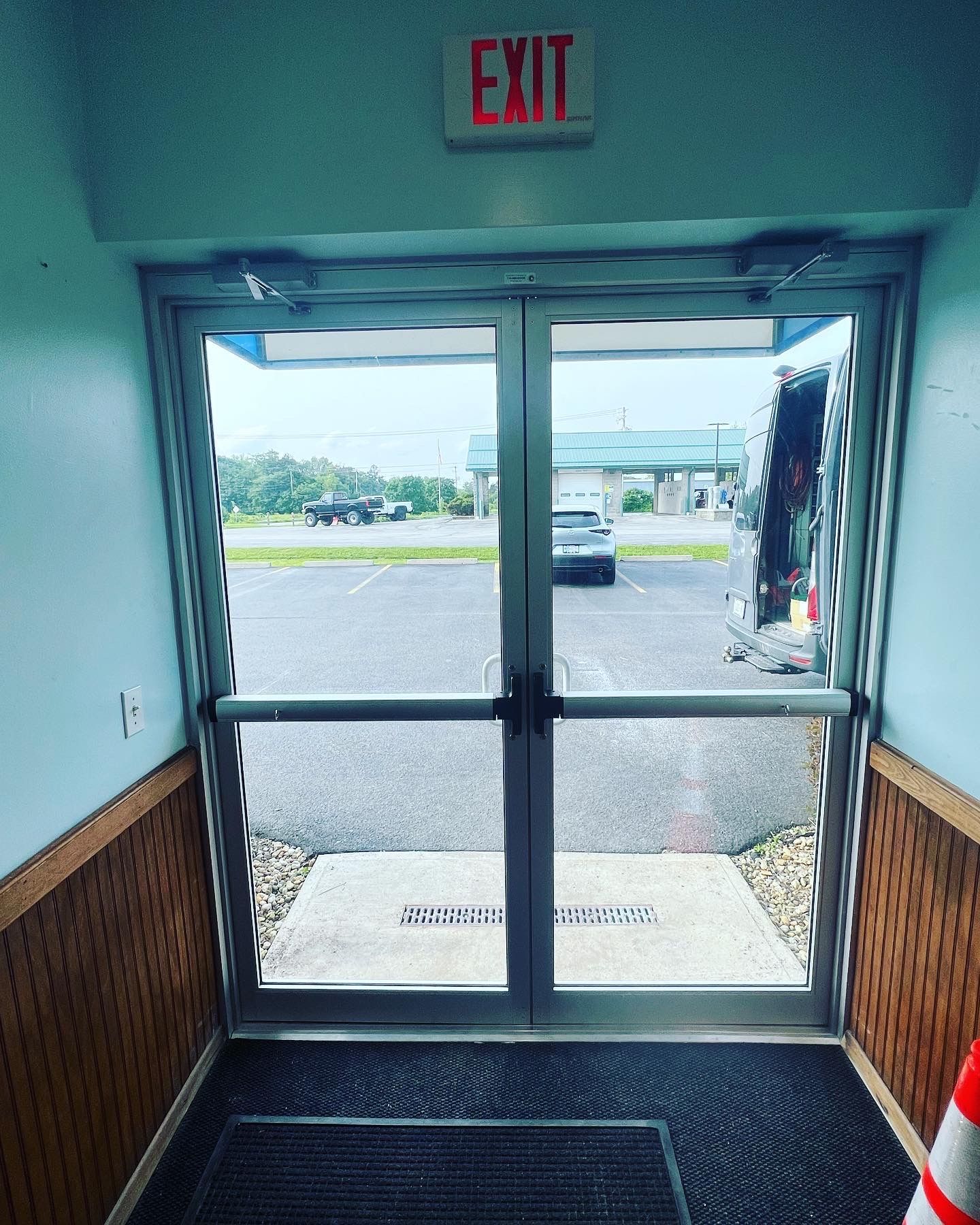 Commercial Glass Replacement Guide | Buffalo, NY | Aurora Door & Window Co.