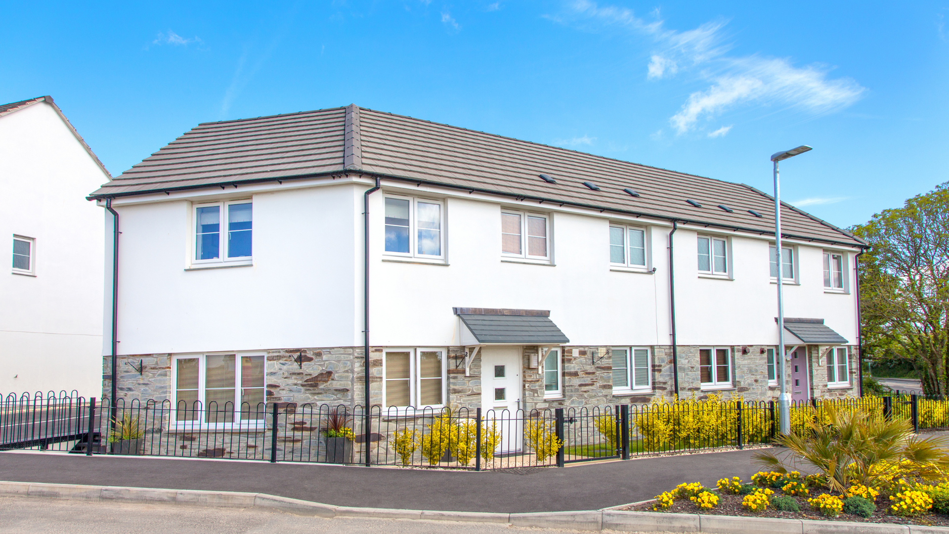 Houses with silicone render