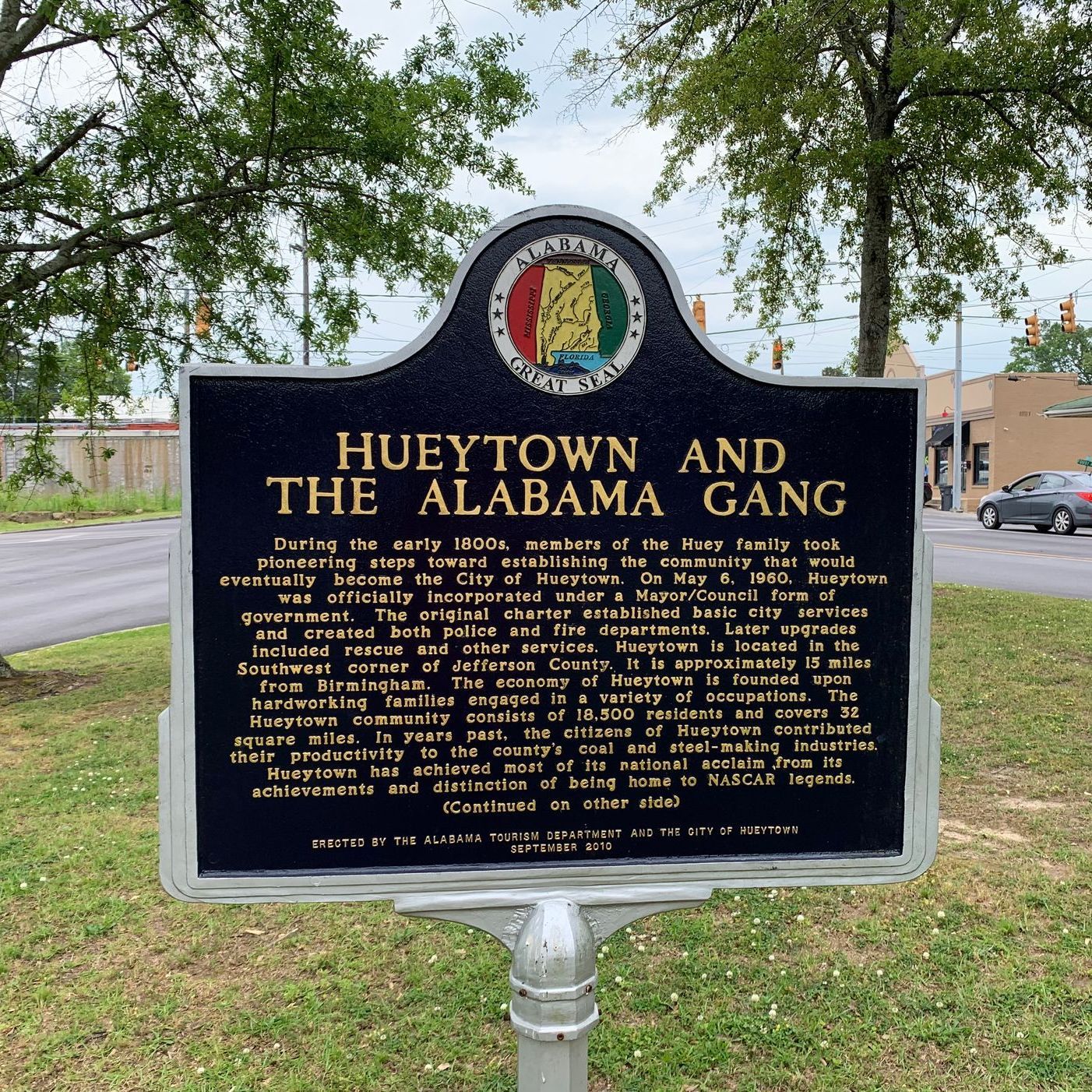 We Buy Hueytown, AL Homes Fast for Cash