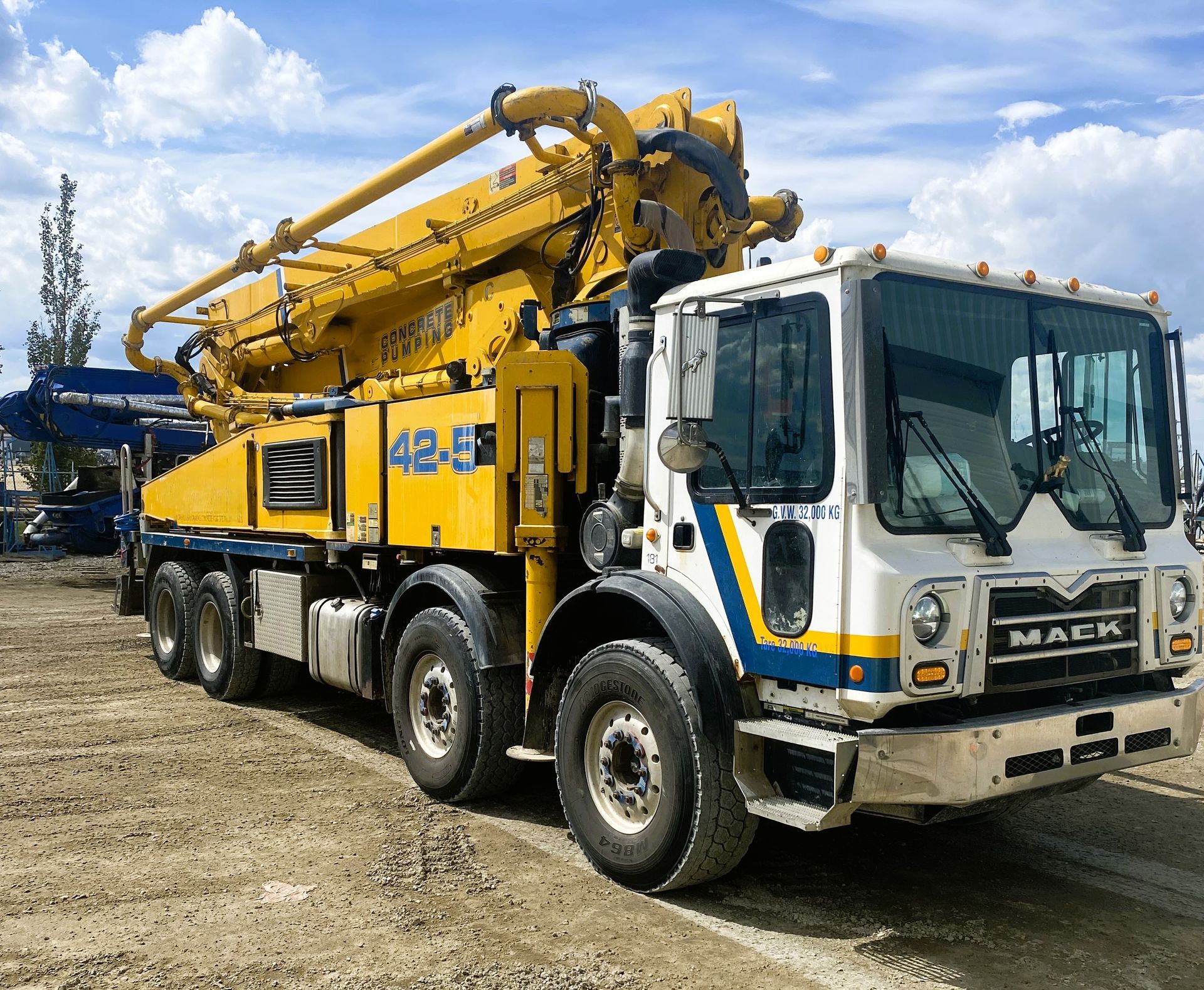 used 2013 Putzmeister 42m concrete pump for sale