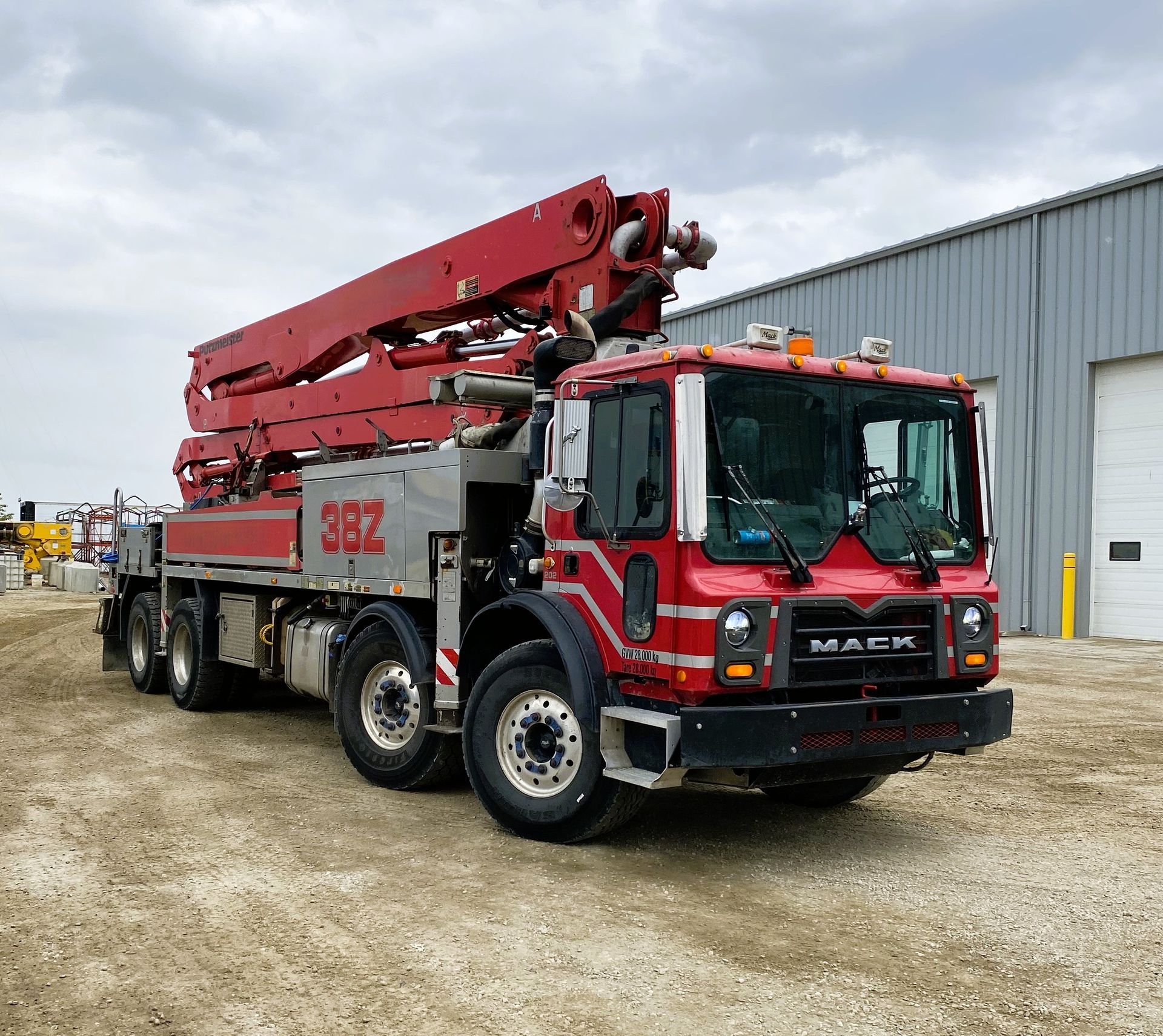 used 2014 Putzmeister 38m concrete pump for sale