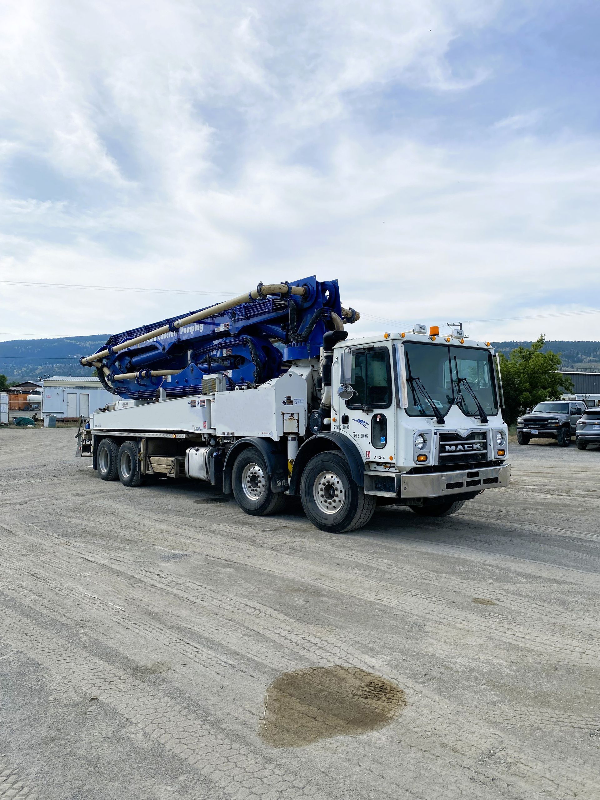 used 2013 Alliance 43m concrete pump for sale