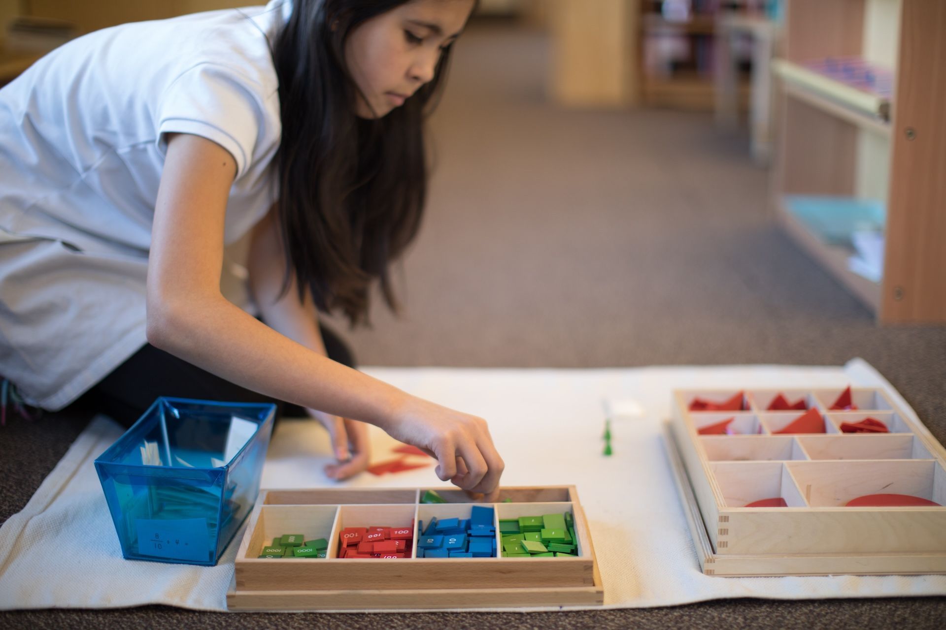 Why do Montessori Classrooms Have Long, Uninterrupted Work Periods?