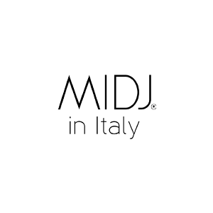 Logotipo de MDJ en Italia en texto negro sobre fondo blanco