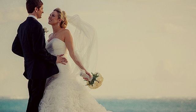 SASTRERÍA ZARATE - VESTIDO DE NOVIA