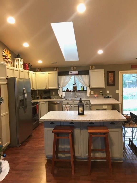 Traditional Kitchen Remodel by Lane Marble Interiors Inc, open BY APPOINTMENT ONLY — Project 1 project photo