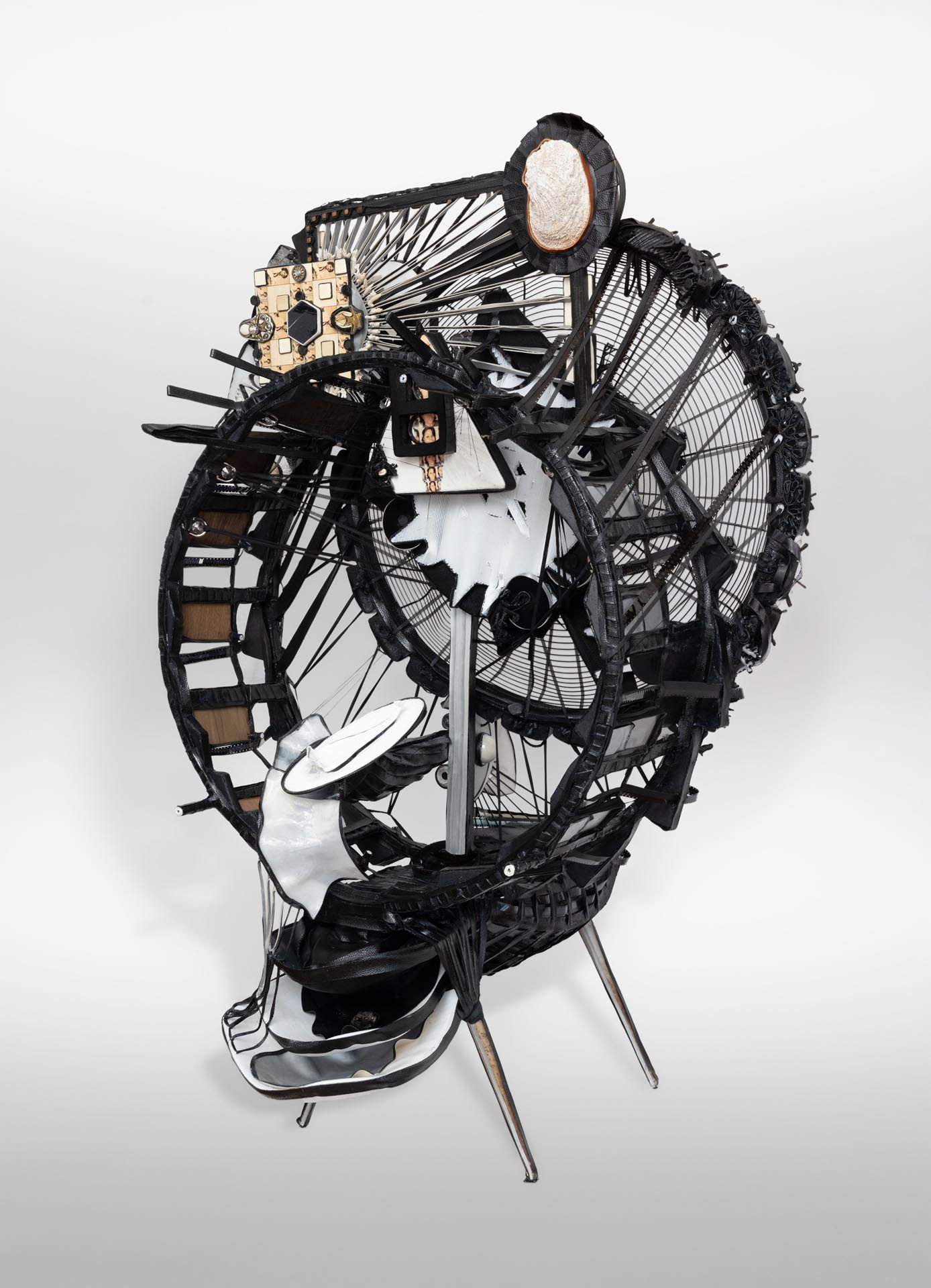 Alicia Piller, Paused Transit. Rerouting Trajectories