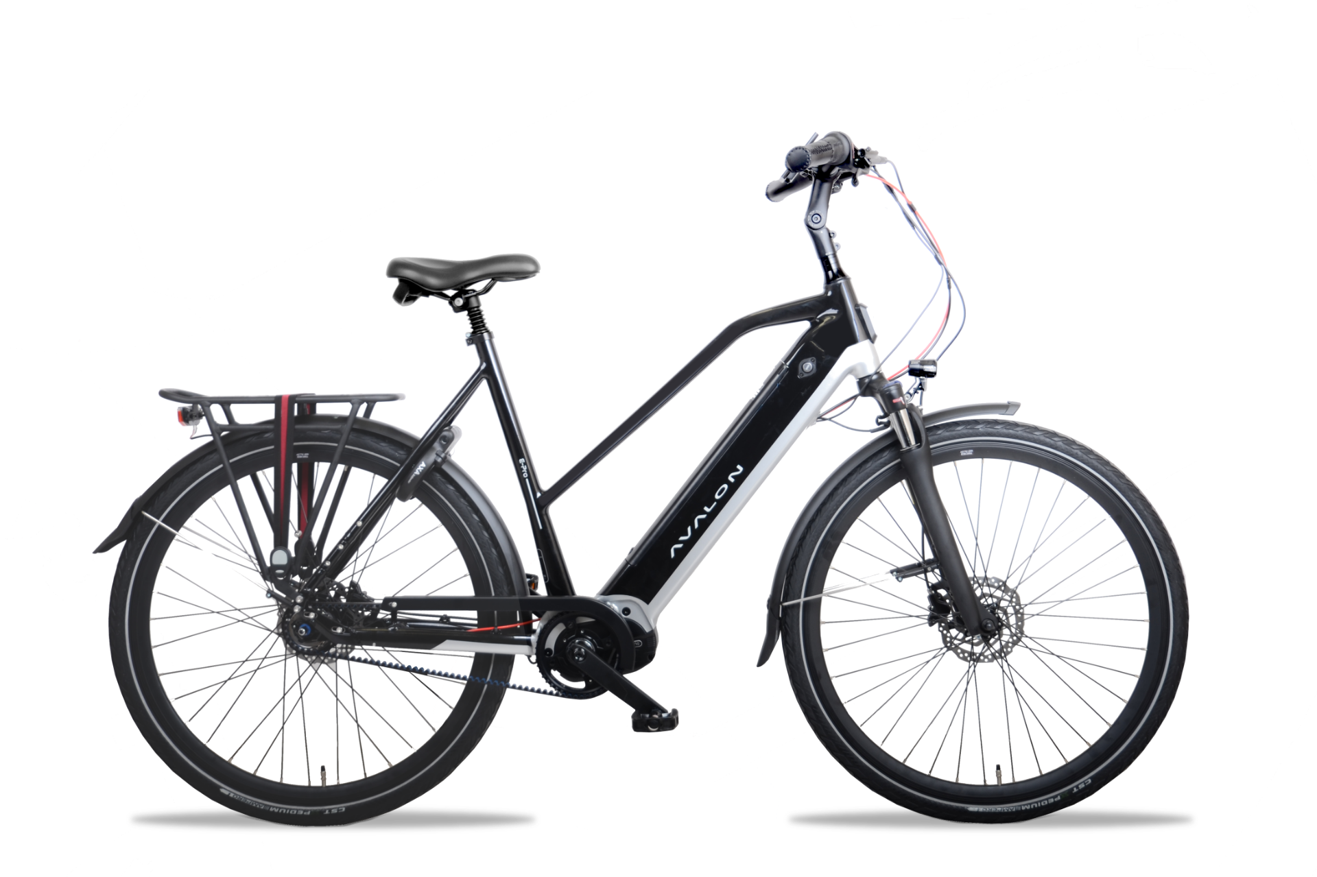 Ontdek de Avalon E-Pro Sport Premium. Een sportieve e-bike met krachtige Bafang middenmotor, onderhoudsvrije Gates riemaandrijving en topcomfort.