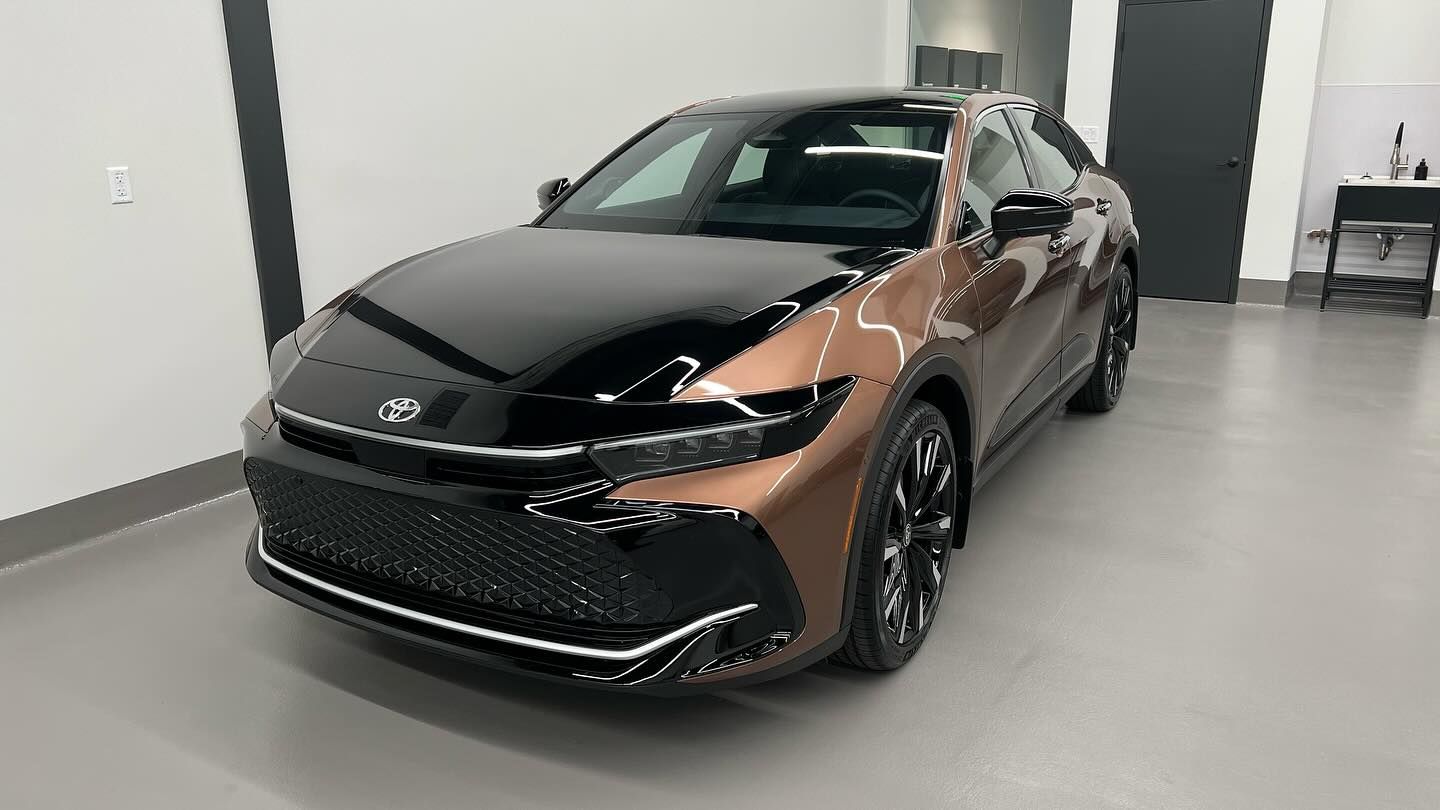 2024 Toyota Crown Platinum