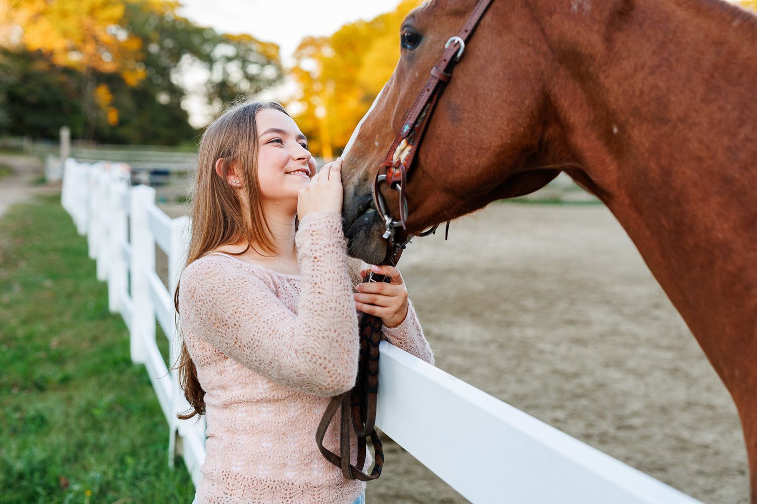 High school senior - senior photography - female student posing with horse
