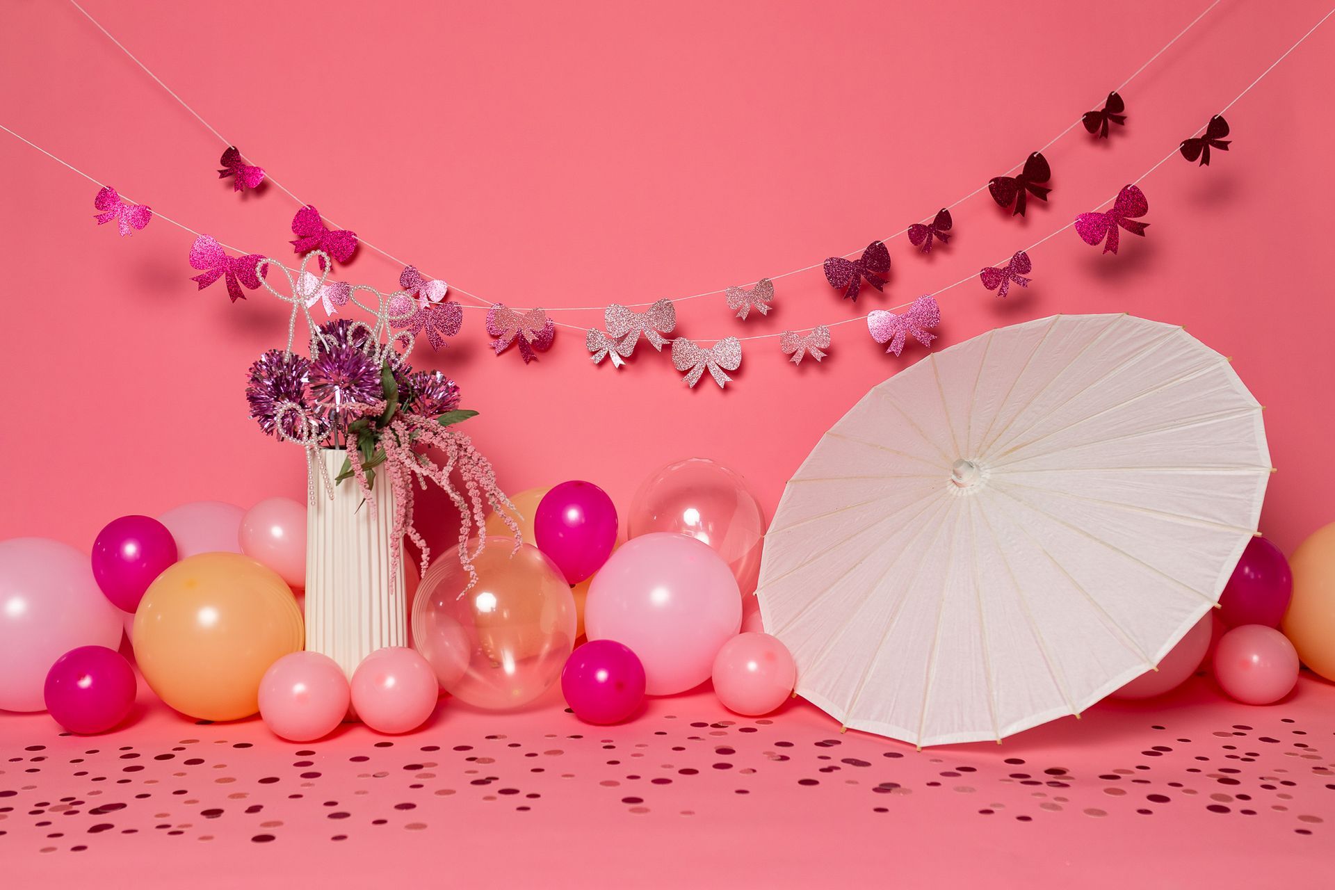 Cake smash set up pink bow theme