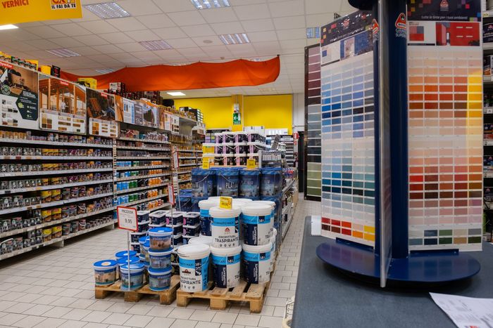 Colori, vernici e pennelli