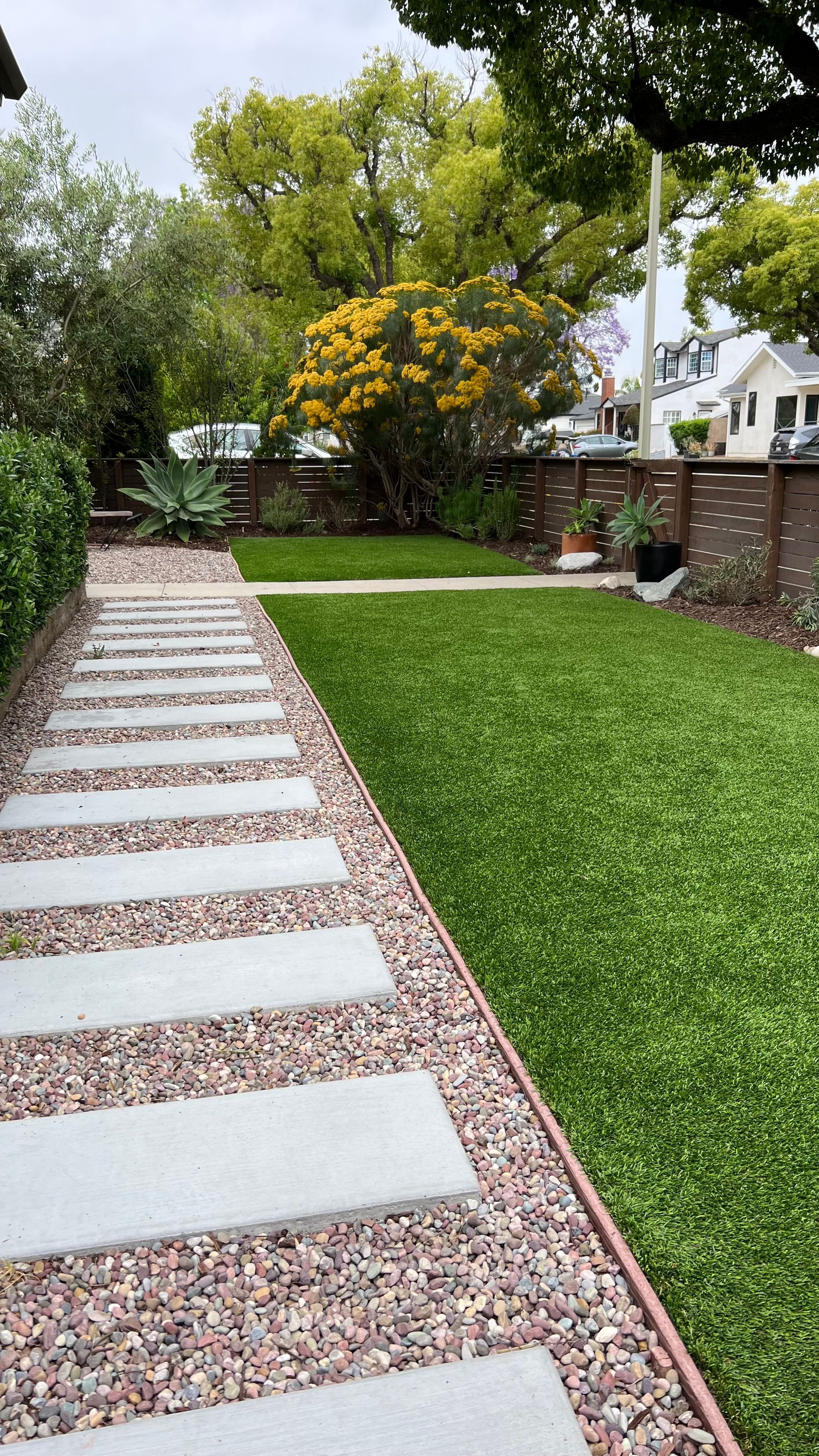 small front yard artificial turf