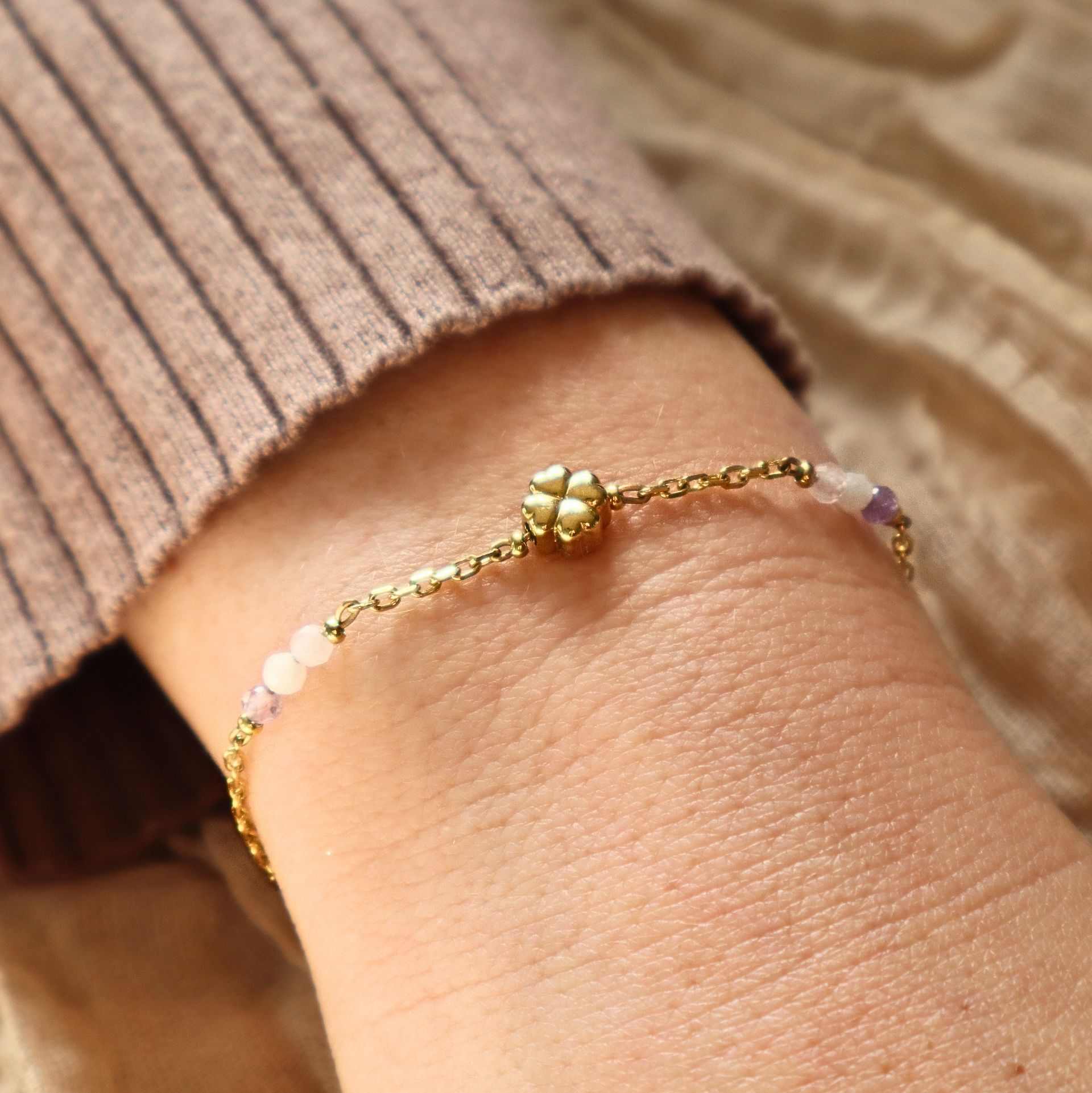 IVF armband
