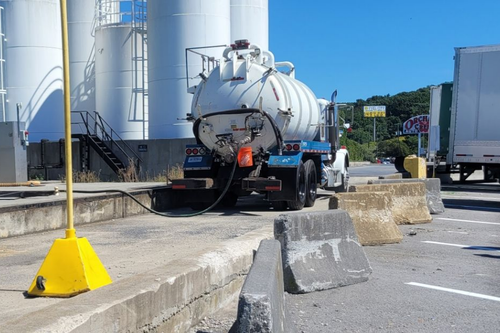Fuel and Oil Tank Cleaning by SMR Rapid Response