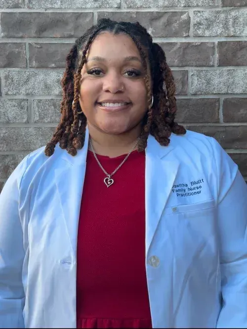 LaQwitha Bluitt, FNP-BC