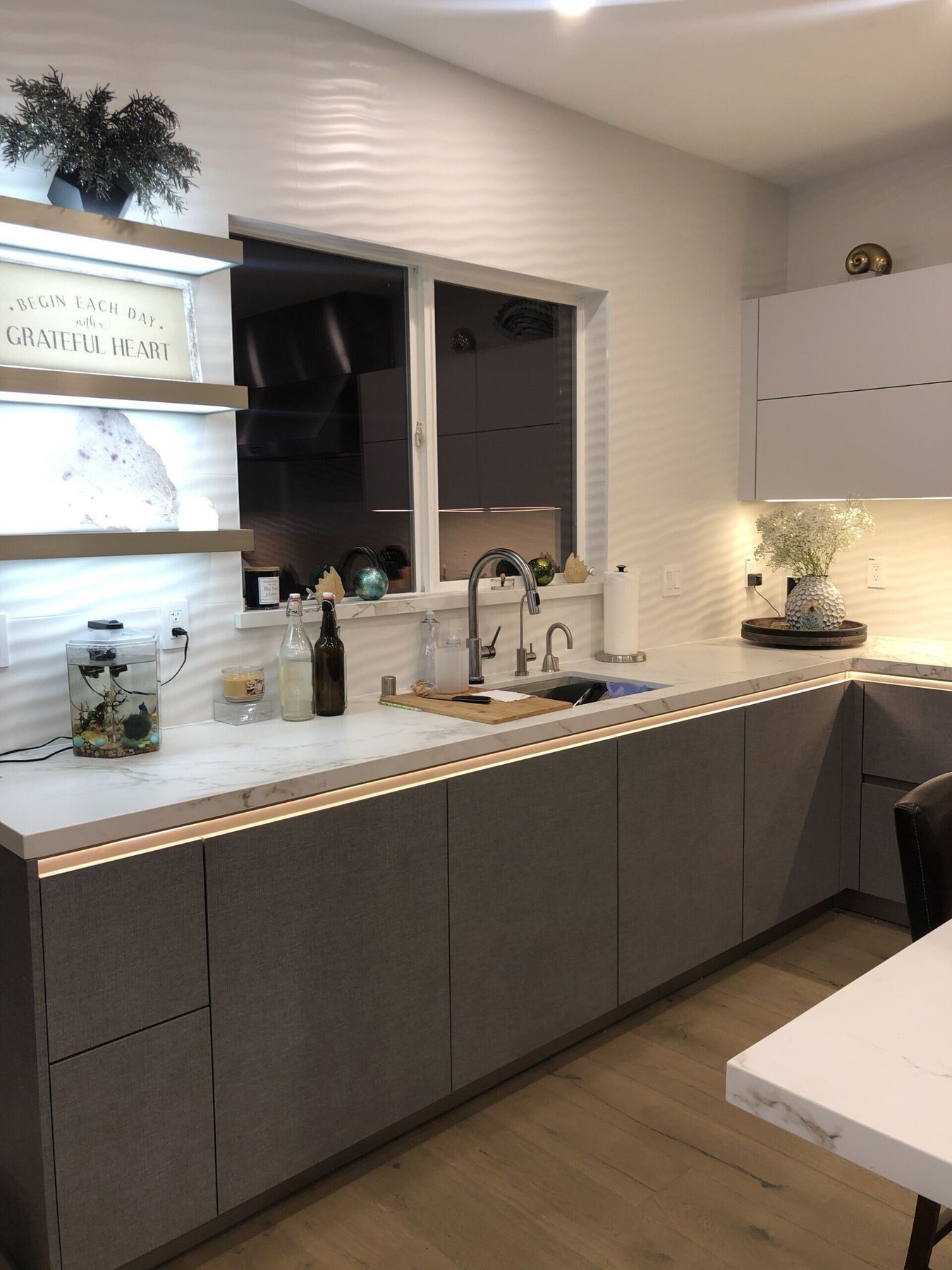 Dekton Wall feature. Dekton countertops
