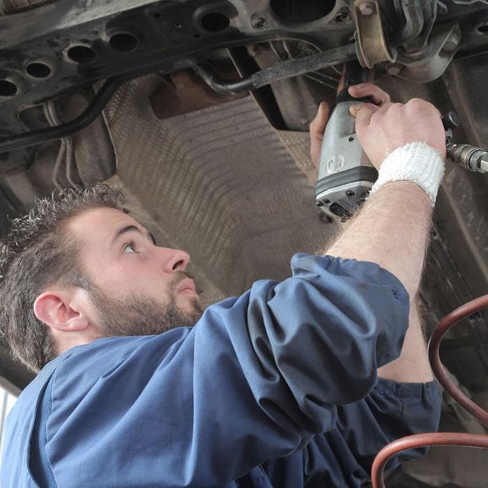 REFACCIONARIA OCTAVIO VÁZQUEZ SA DE CV - Refaccionarias