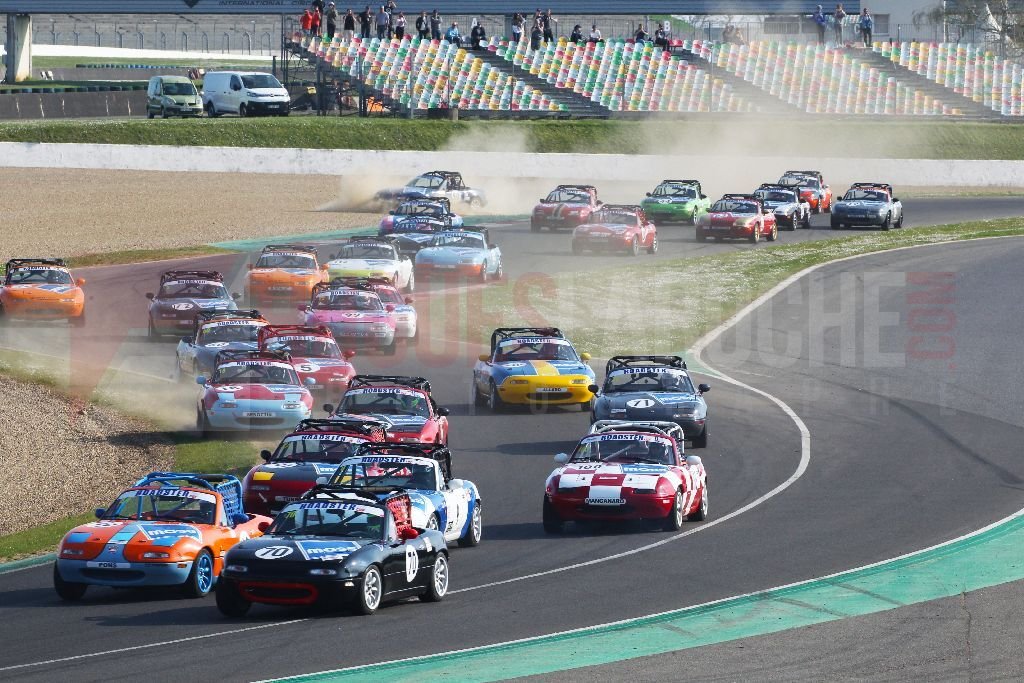 ROADSTER PRO CUP - HISTORIC TOUR MAGNY-COURS - HVM RACING - 2022