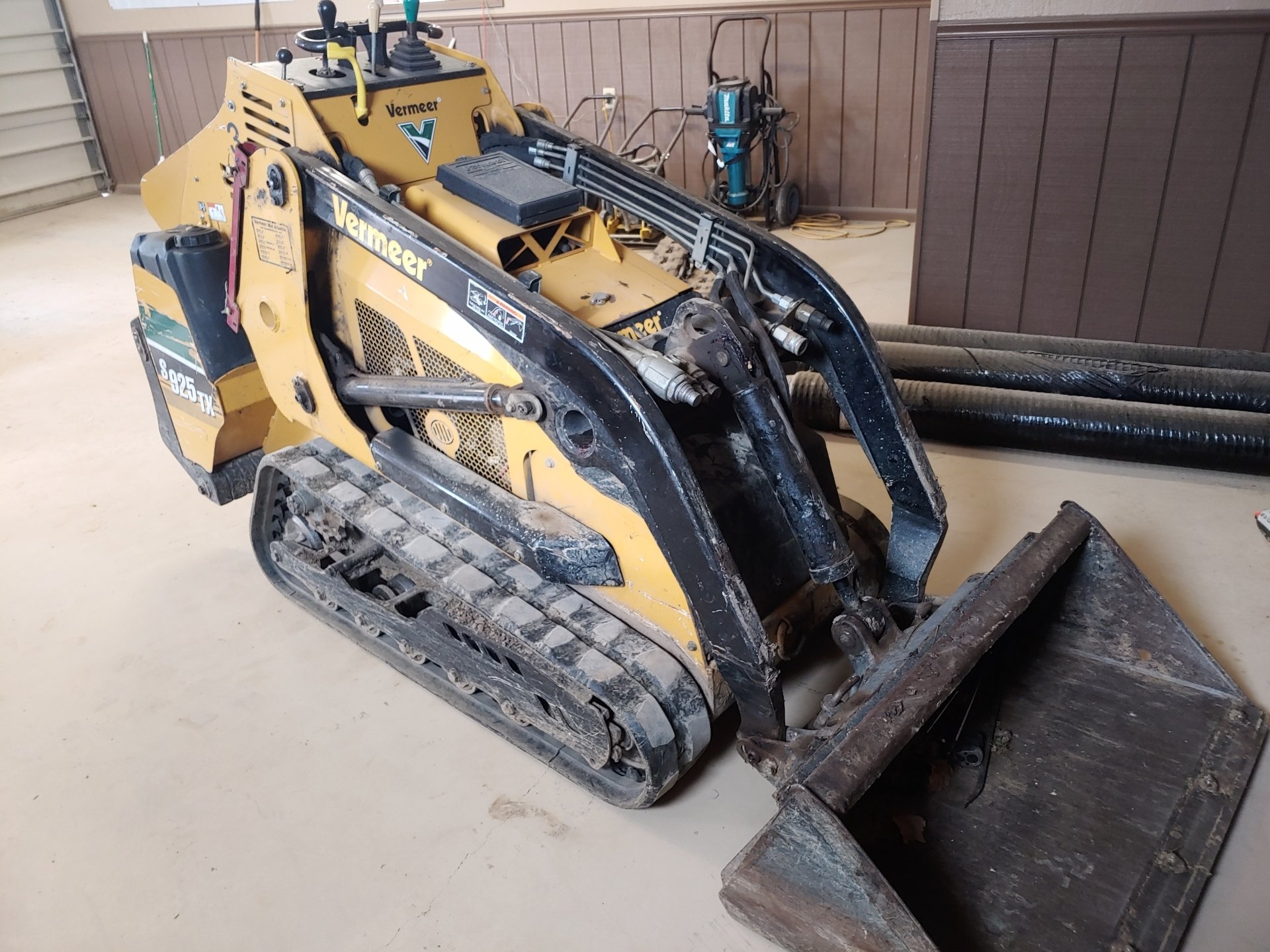 Decorative Stone for Landscaping Delivered Toronto, Ohio Rawson's Mulch & More