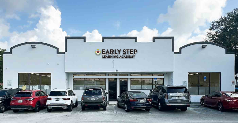 Children and staff at Early Step Learning Academy