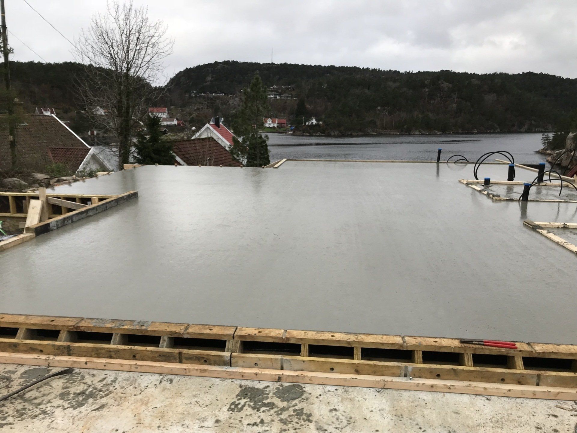 Forskaling og støp av sokkel til hus i Kristiansand