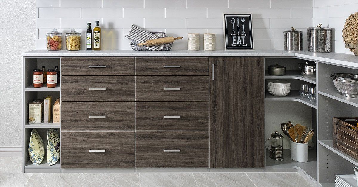 Helpful Tips for Organizing a Messy Kitchen Pantry