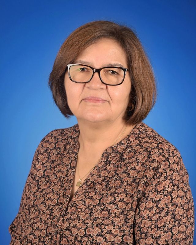 Lia Revollo