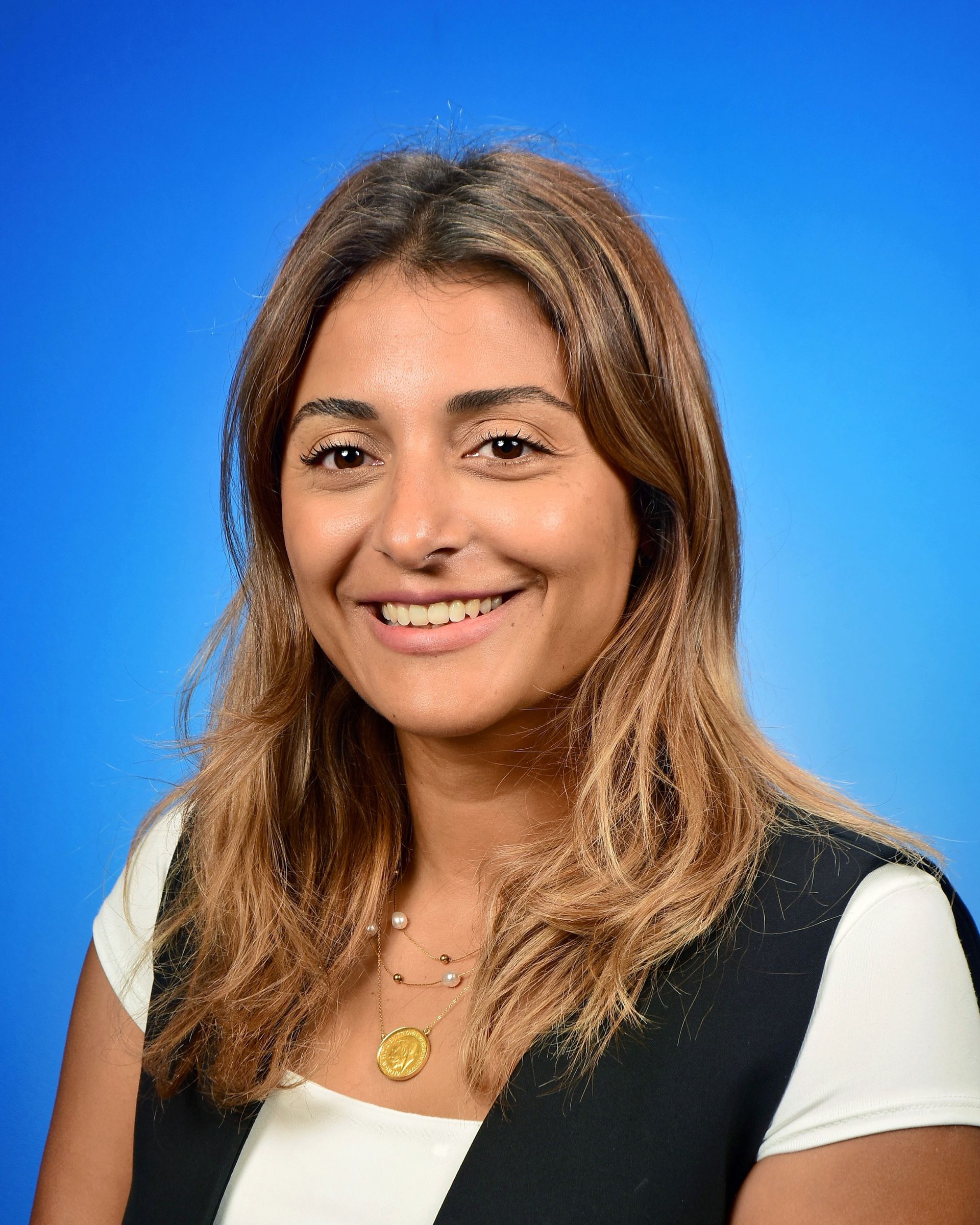 Nilly Sroor