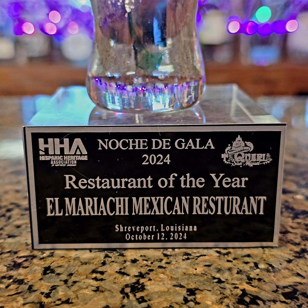 Black award plaque for “Restaurant of the Year” to El Mariachi Mexican Restaurant at Noche de Gala 2024