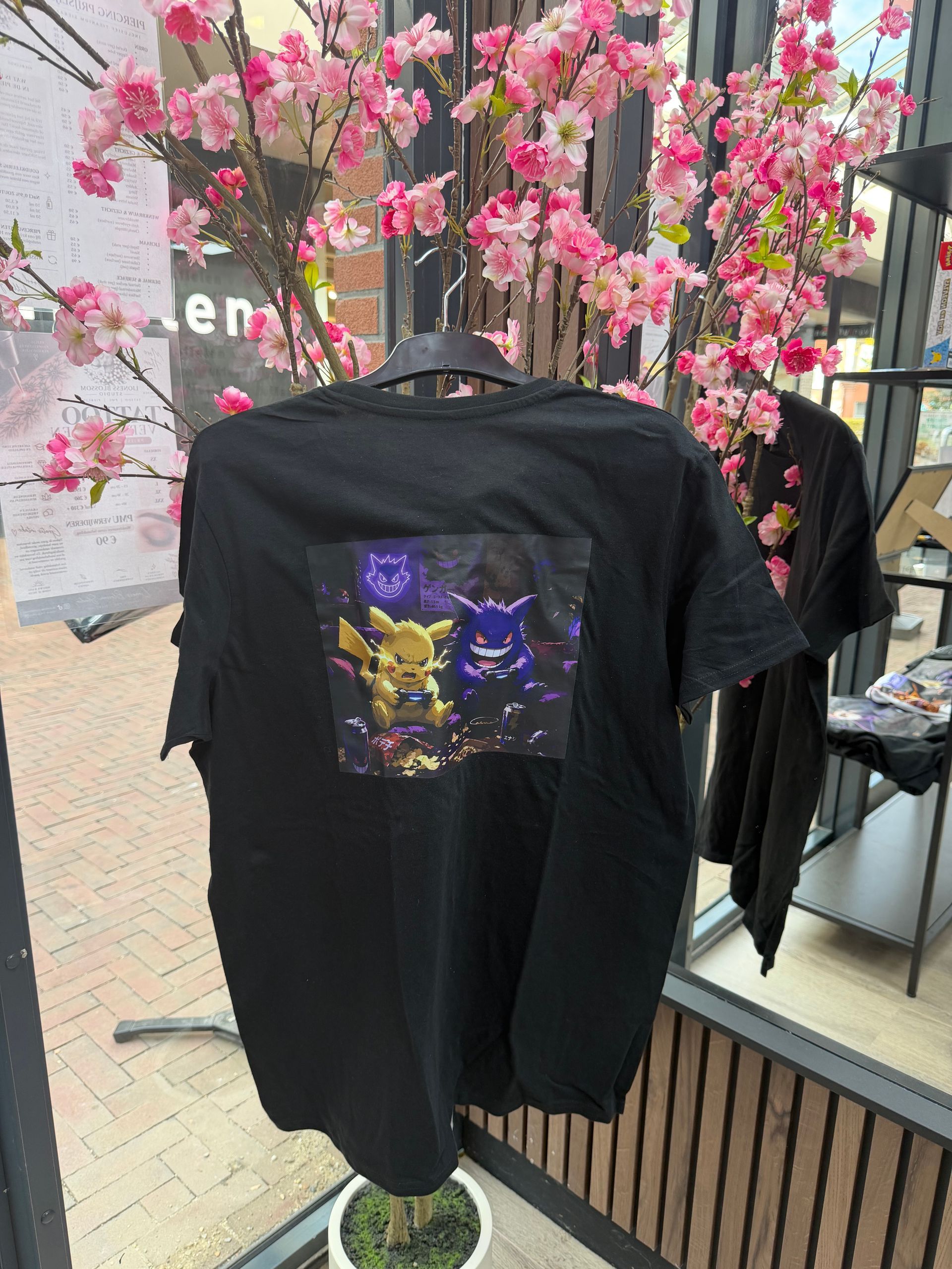 Zwart bedrukte T-shirt met Pikachu & Gengar-print