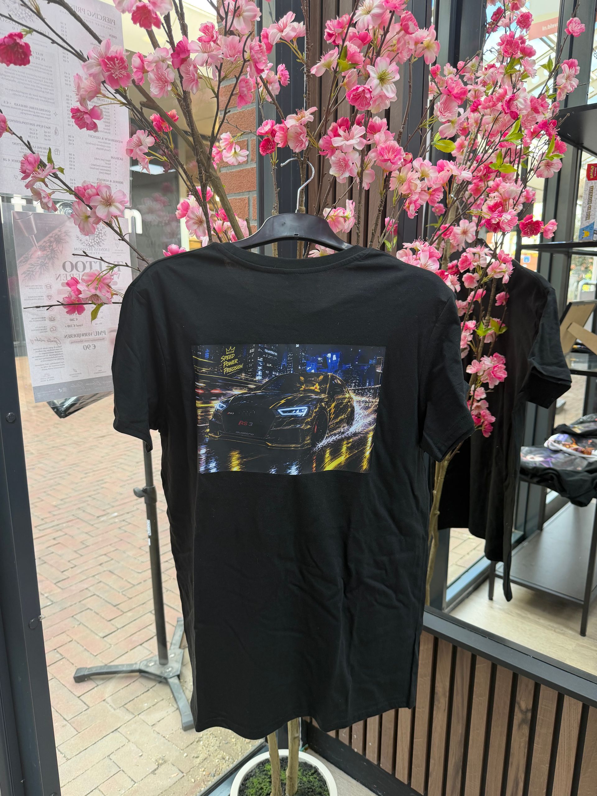 Zwart T-shirt met Audi RS3 & Pikachu-print