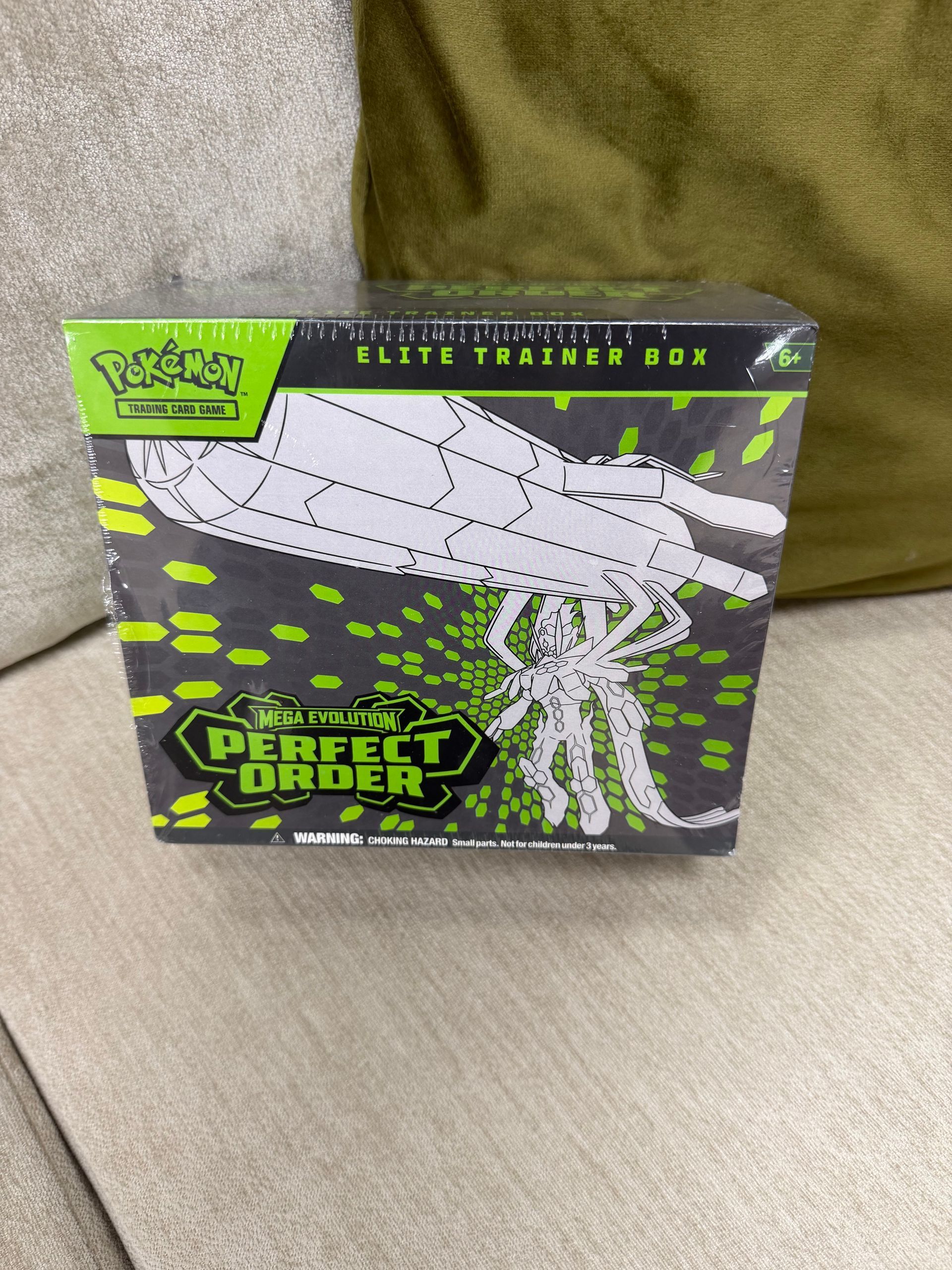 Pokémon Perfect Order Elite Trainer Box