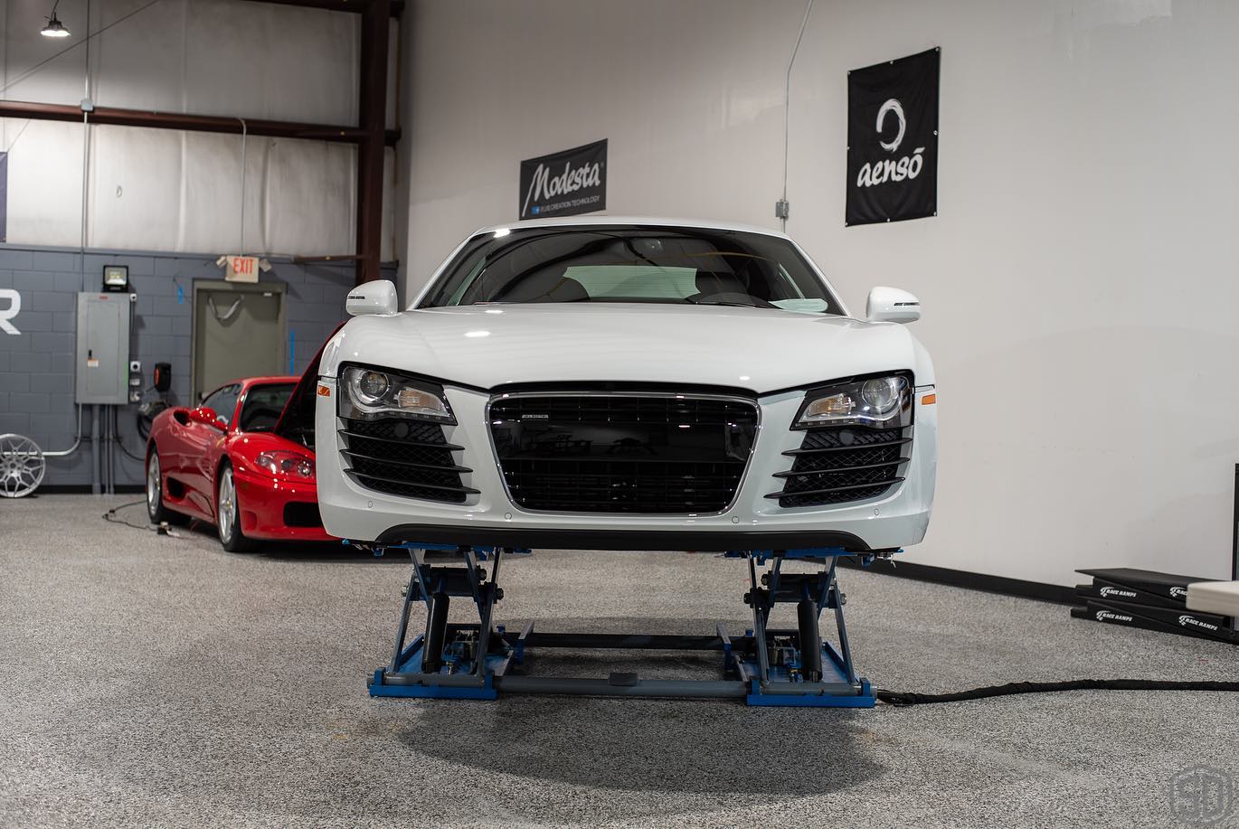2009 Audi R8 Modesta BC06 high heat resistant wheel coating front view