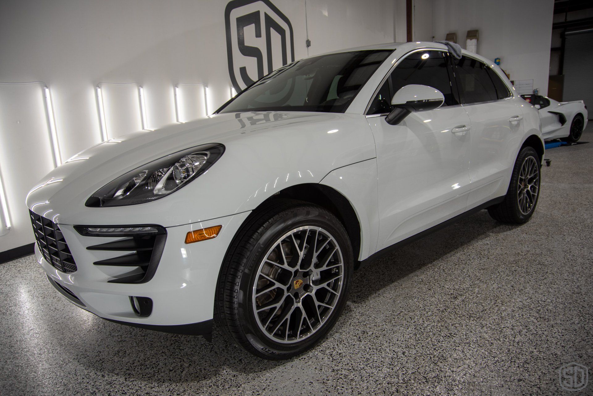 2019 Porsche Macan high end detailing Modesta BC-06 water repellent glass coating and Modesta Heat resistant coating for wheels and calipers Orlando