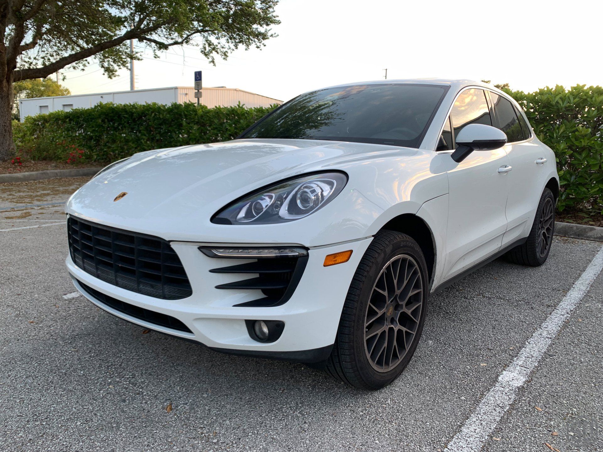 2019 Porsche Macan high end detailing Modesta BC-06 water repellent glass coating full view Orlando Florida