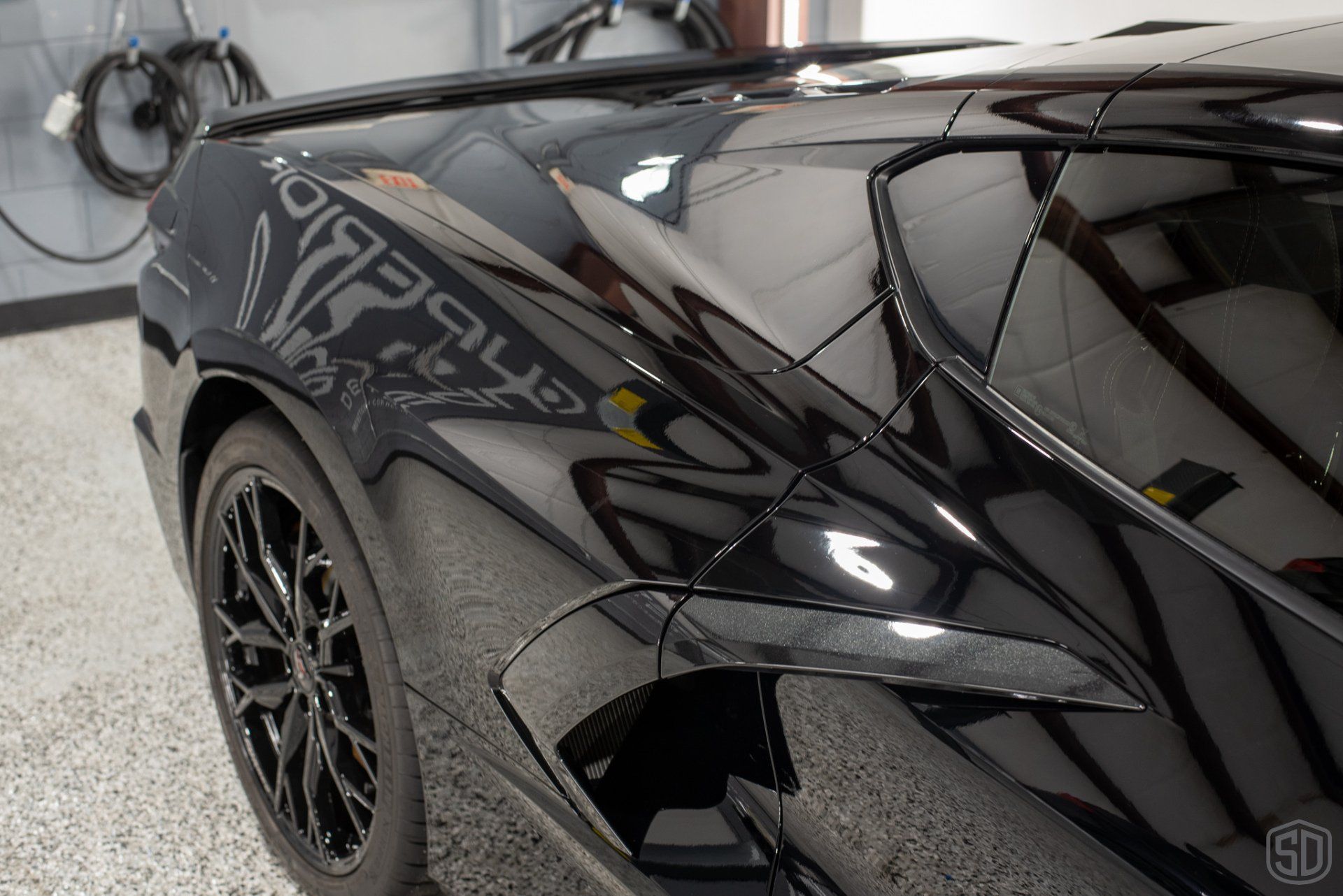 2022 Corvette C8 Detailing, Paint Correction, Modesta Primer, Modesta BC-08 Ceramic Coating side panel close up Florida