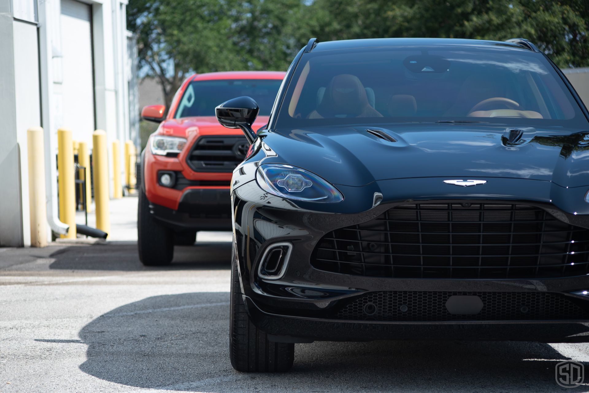 Aston Martin DBX Modesta BC04 Glass Coating Orlando, USA