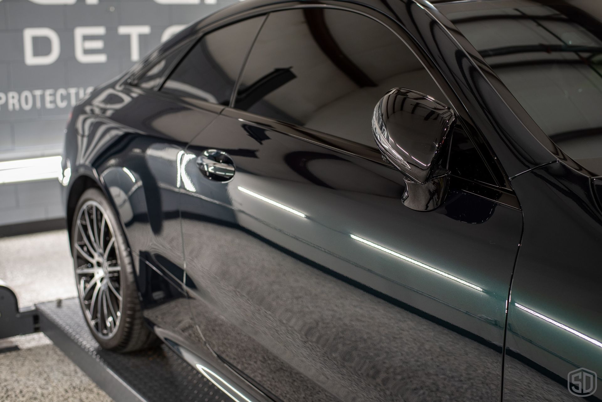 Mercedes-Benz E450 Modesta BC-04 on the Paint and Modesta BC-06 on the Wheels side panel close up Orlando, FL