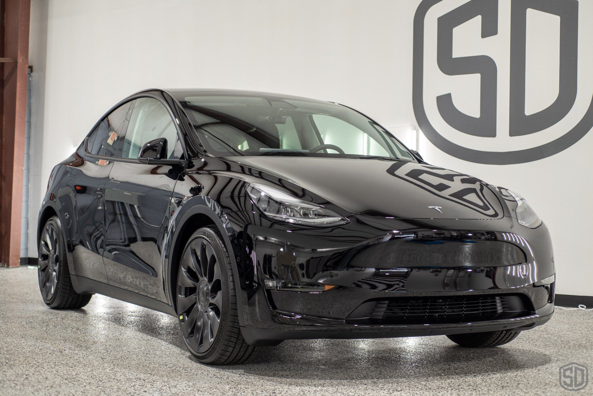 Tesla Model Y - Signature Level 3 Heavy Paint Correction, Full Frontal PPF, modesta BC04 Nano Titanium Glass coating - Orlando