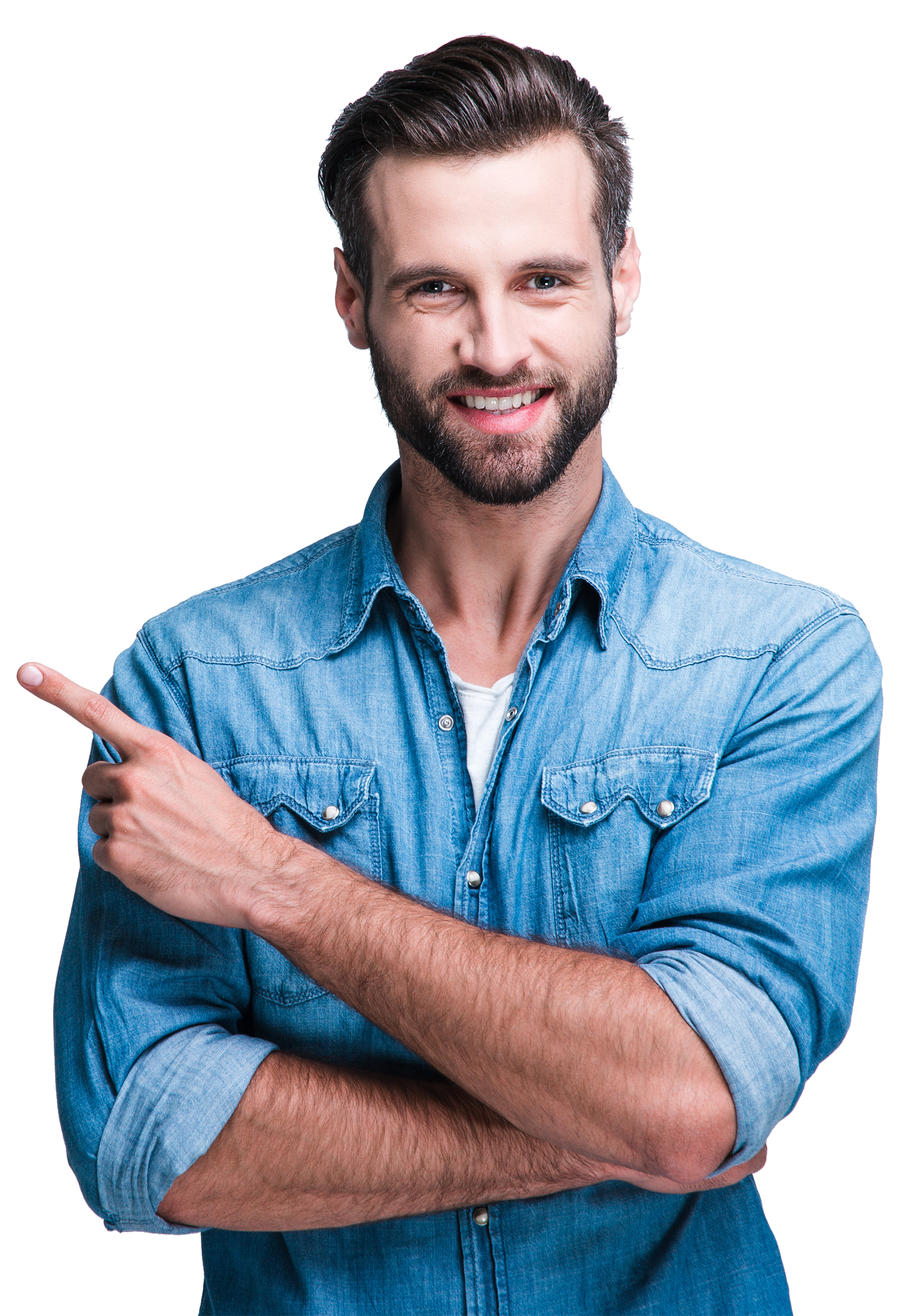 Un uomo con una camicia di jeans indica di lato.