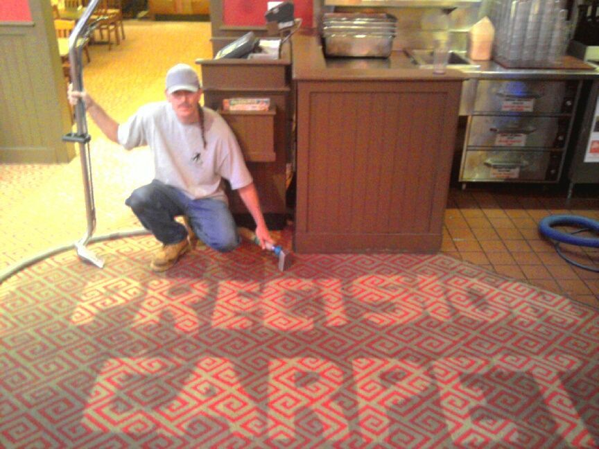 carpet cleaning using vacuum

